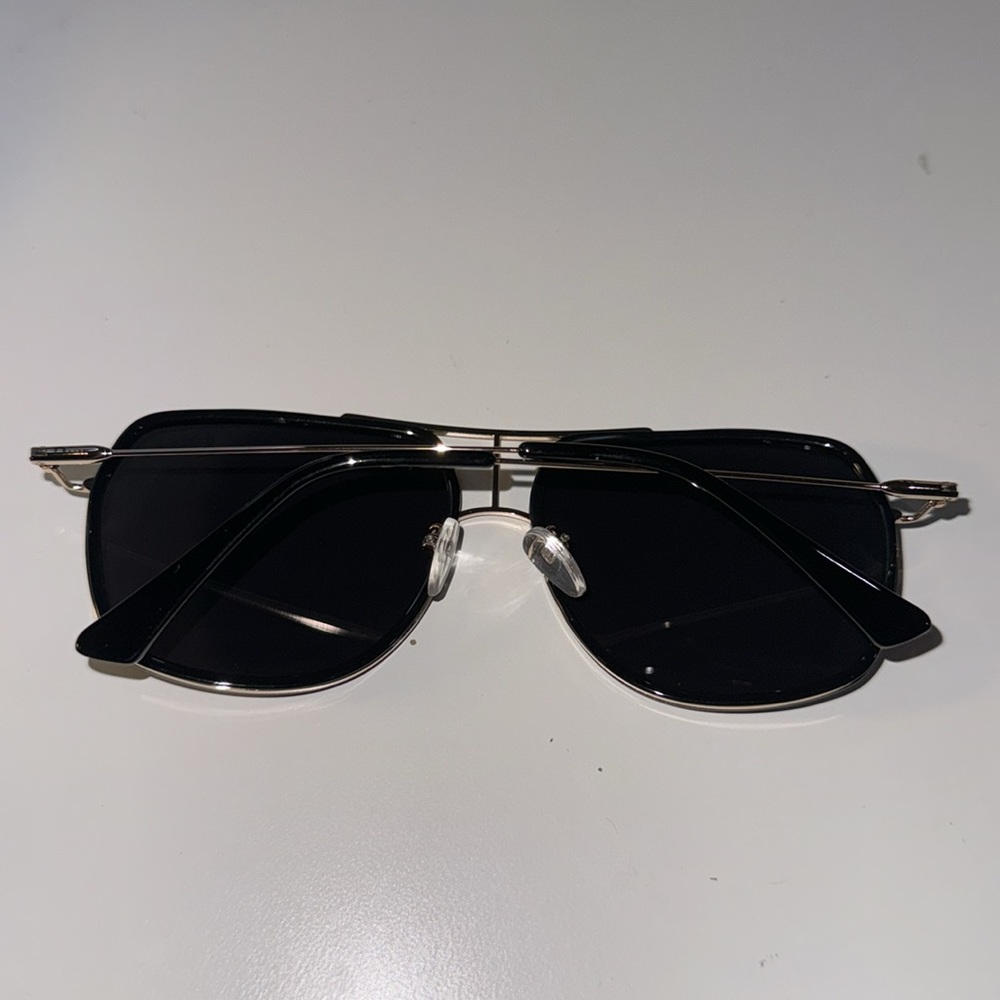 SUNGLASSES - Picture 6 of 6